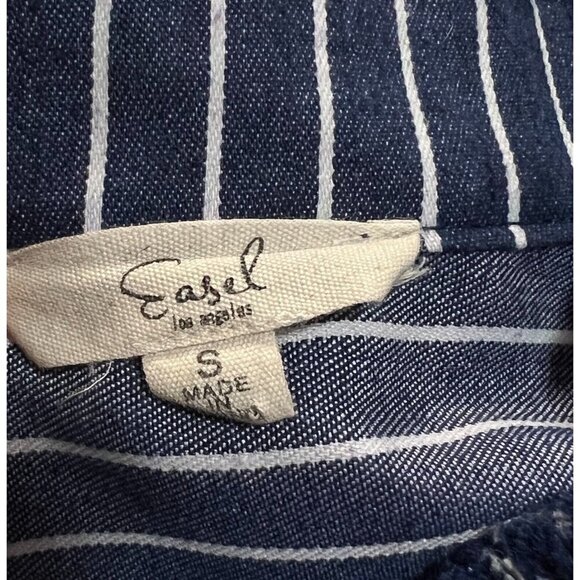 Easel Sz S Blue White Chambray Denim Railroad Striped Bell Sleeve Frayed Jacket - Picture 5 of 7